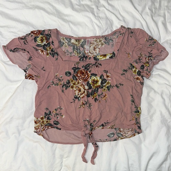 Xhilaration | Square Neck Floral Print Tie Front Cropped Short Sleeve Blouse - Picture 4 of 11